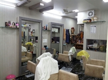 Chitransh Men's Parlour & Travels