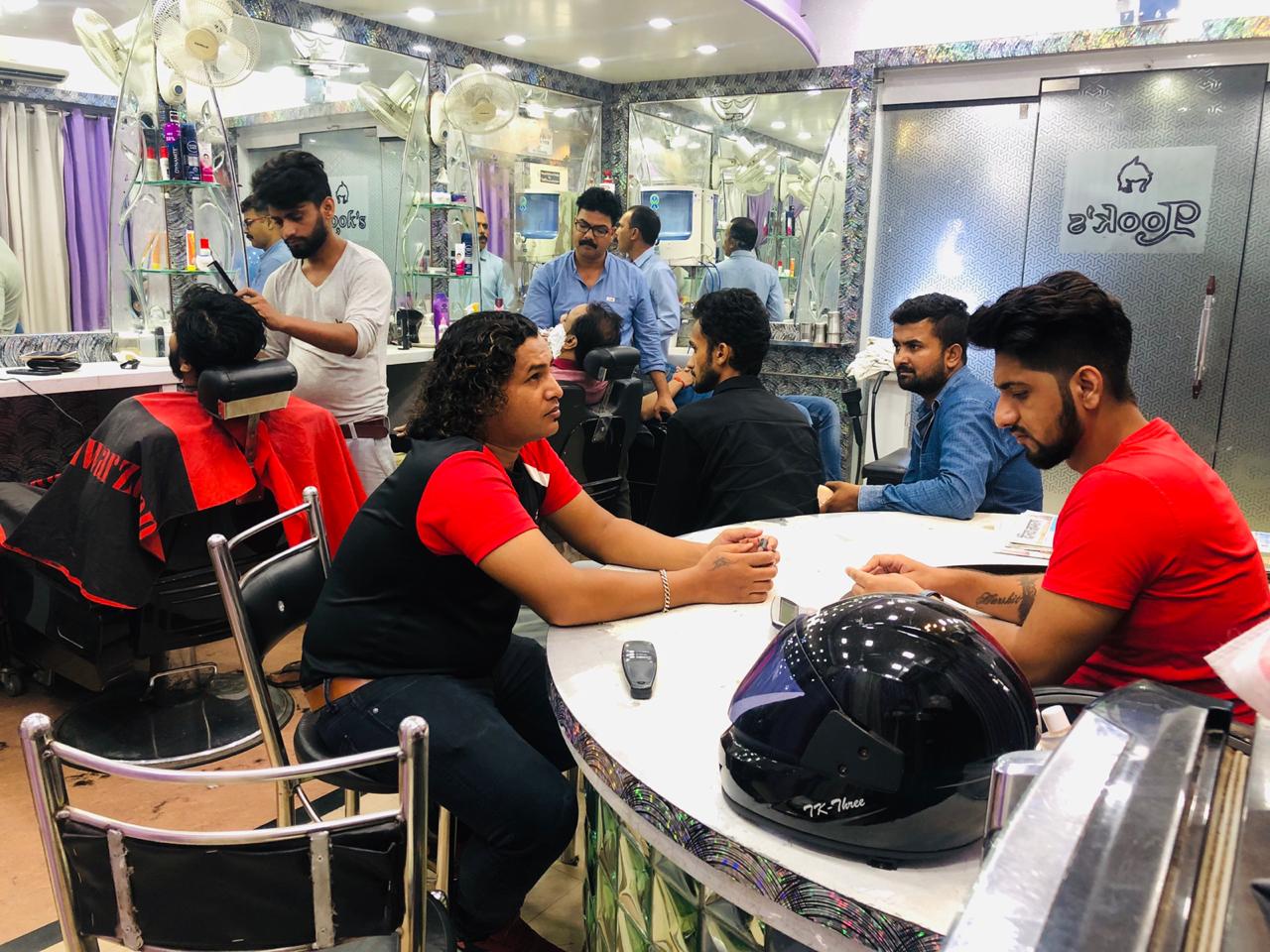 Men Parlours For Hair Style in Gorakhpur | GkpMart